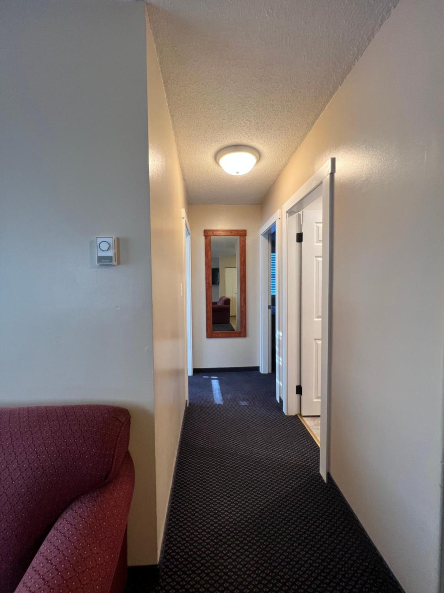 Redford Motel Port Alberni Exterior foto